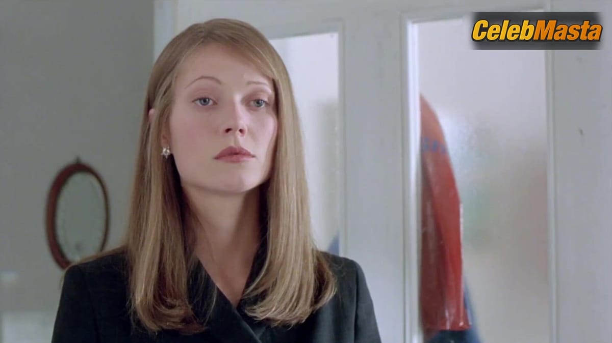 Jeanne Tripplehorn Bares Tits in a Scene from Sliding Doors