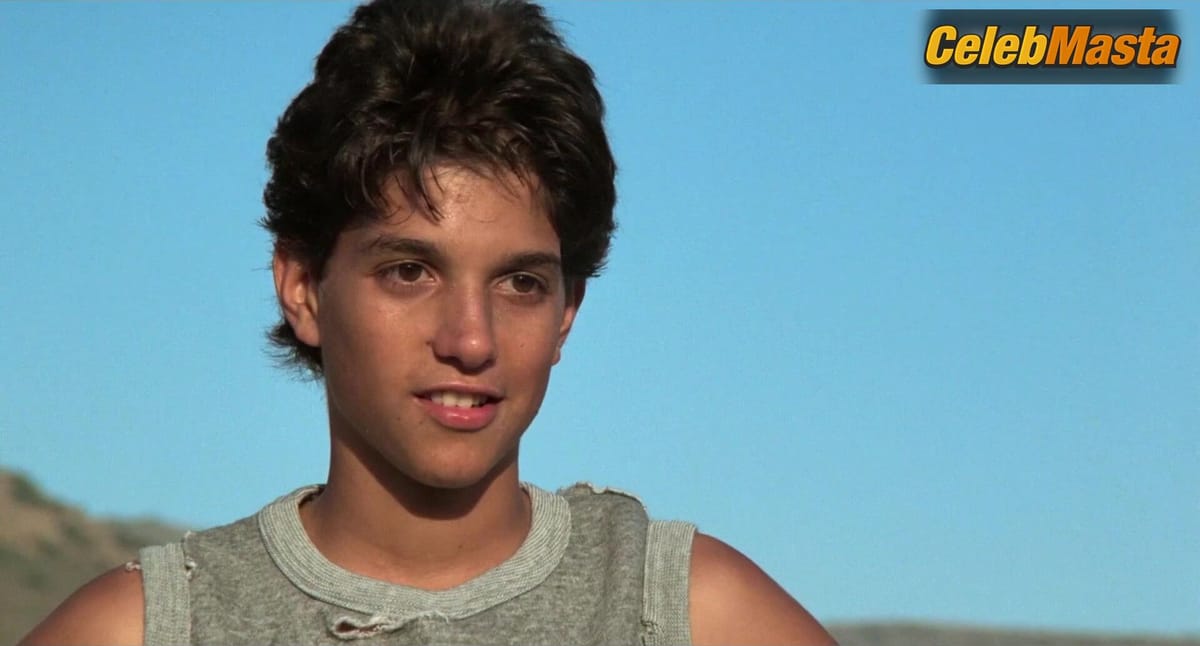 Elisabeth Shue Reveals Sex Scene in The Karate Kid