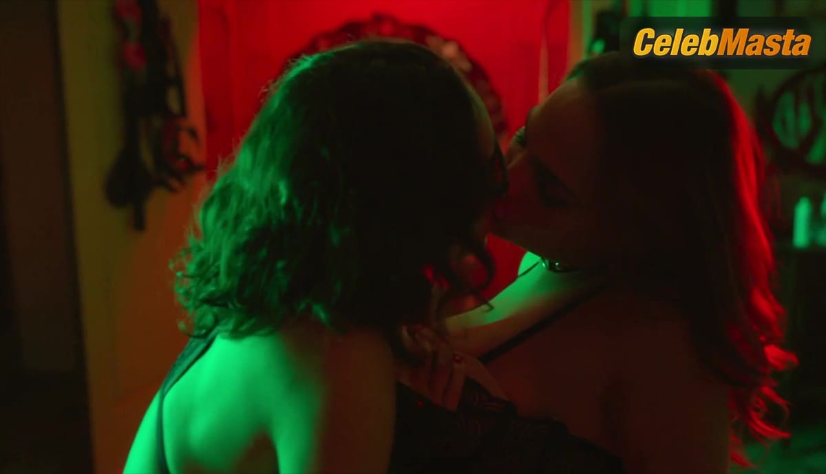 Fabiola Campomanes and Helena Haro Bare Underwear, Lesbian Scene in El Juego De Las Llaves