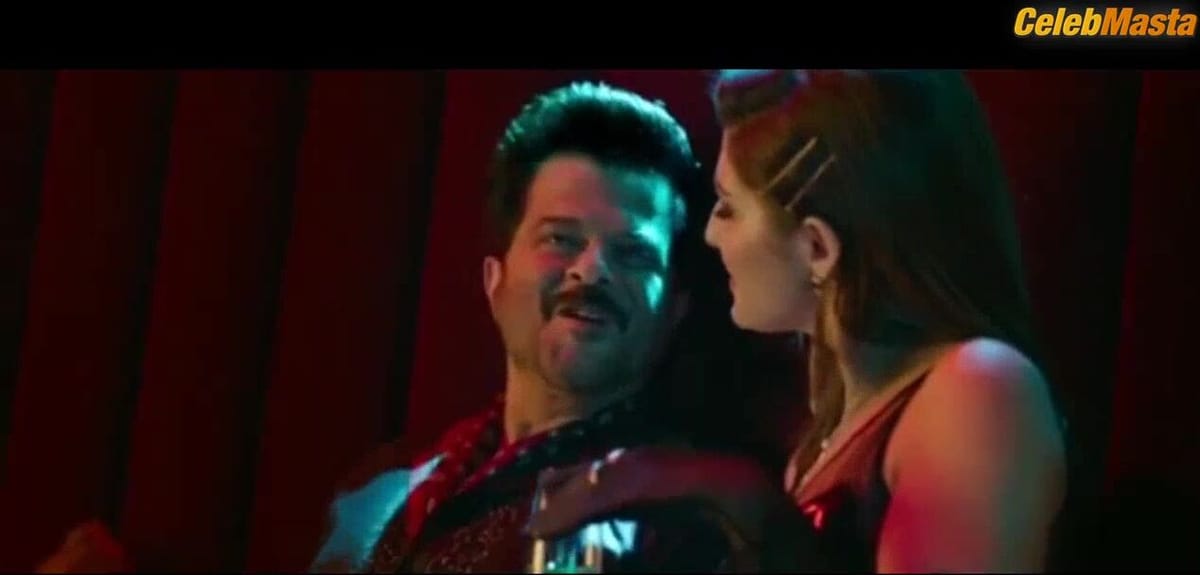 Elnaaz Norouzi Sex Scene from Jugjugg Jeeyo