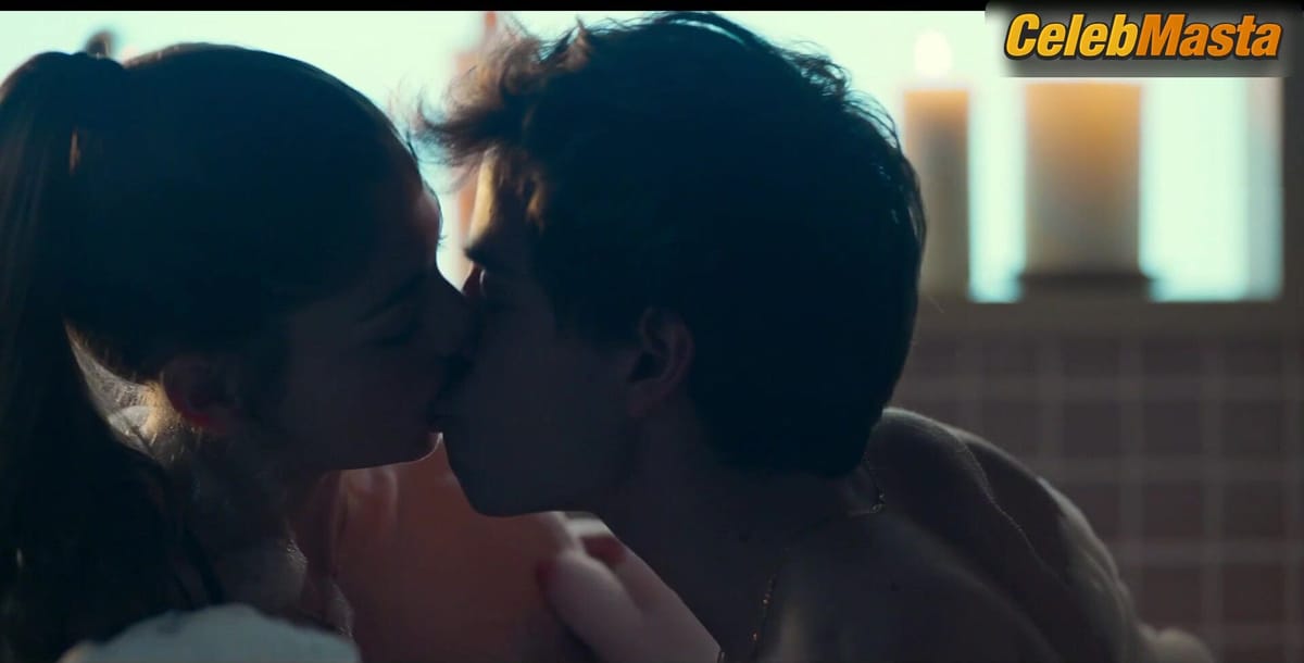 Carmen Arrufat's Tits and Butt Scene in Elite