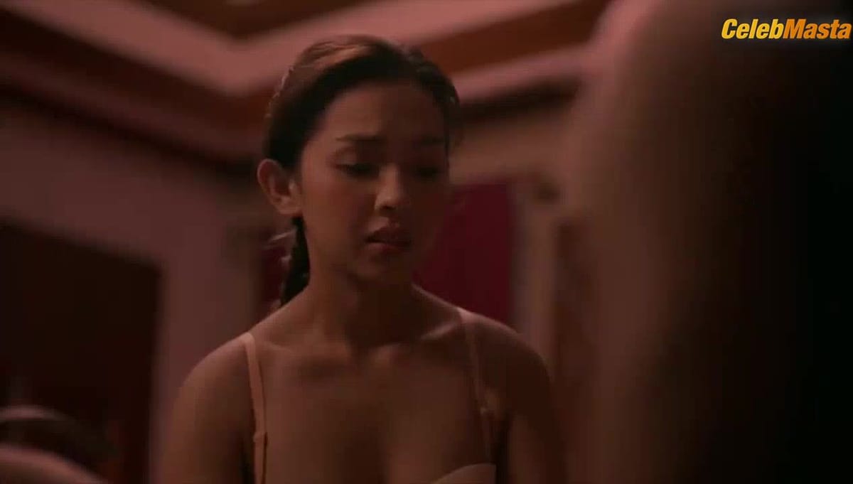 Jela Cuenca and Rose Van Ginkel Ass Scene in Boy Bastos