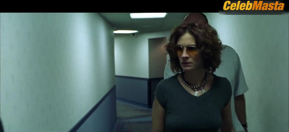 Julia Roberts Hot Scene in The Mexican