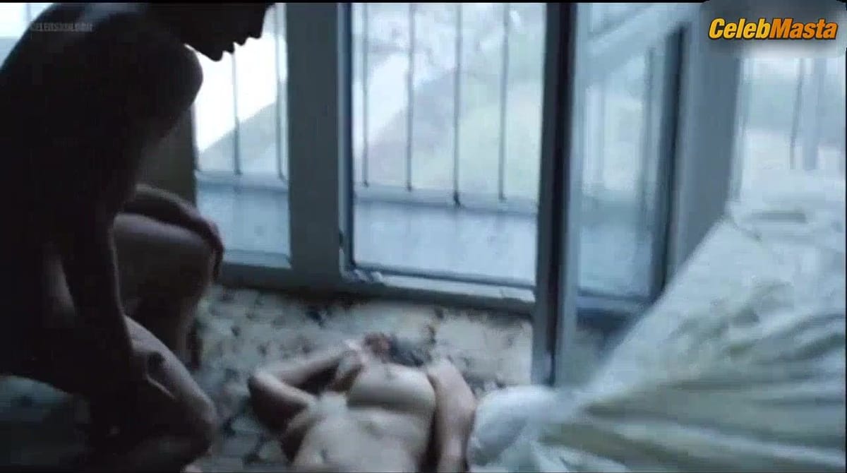 Joanna Kulig Boobs, Bush Scene in Wednesday, Thursday Morning