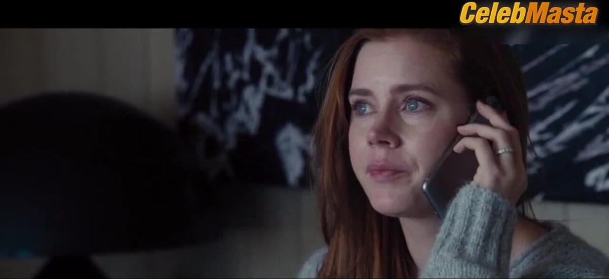 India Salvor Menuez and Ellie Bamber Naked Scene in Nocturnal Animals