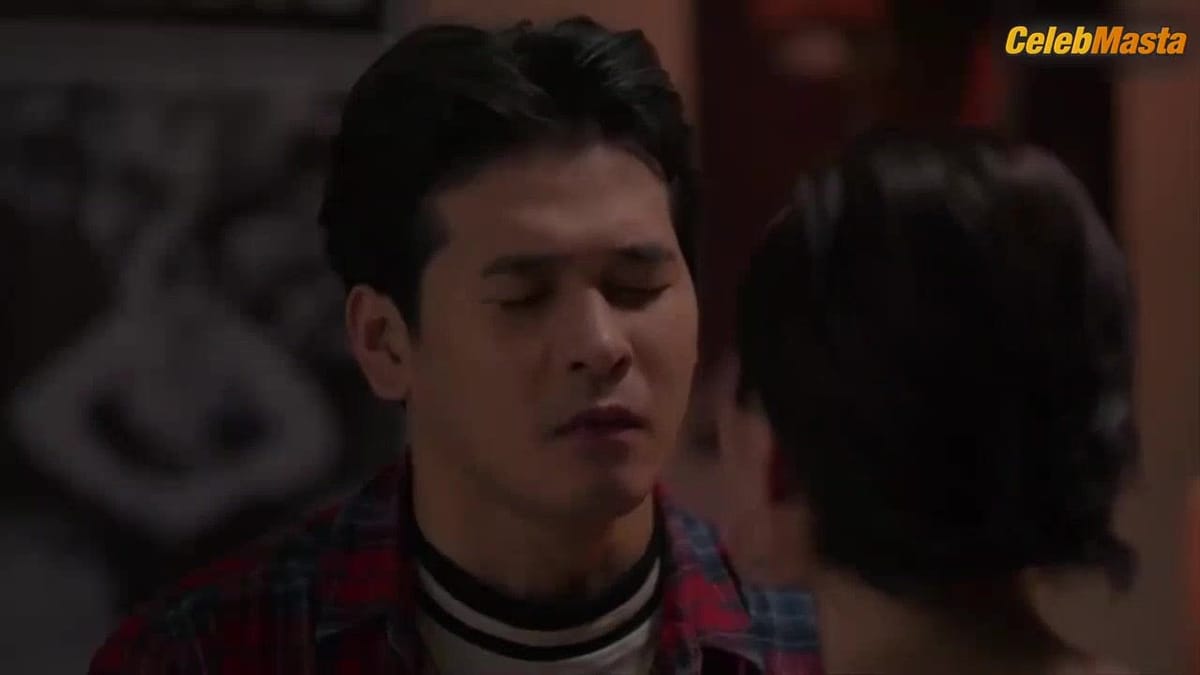 Jela Cuenca and Rose Van Ginkel's Booty Scene in Boy Bastos