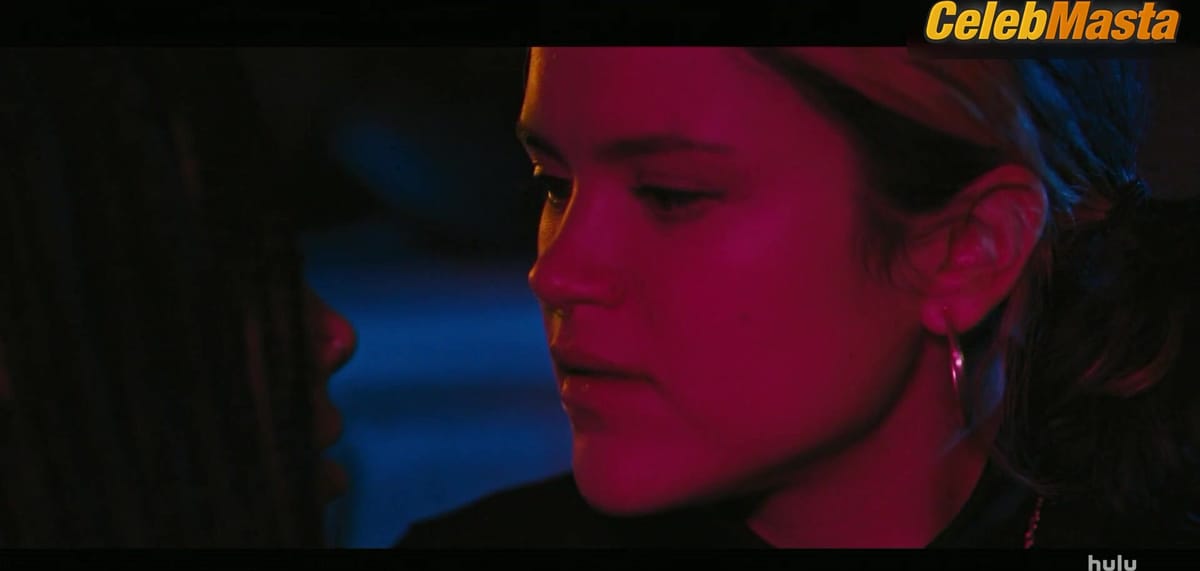 Victoria Moroles and Myha'la Herrold Lesbian Scene from Plan B