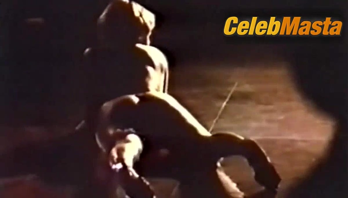 Lina Romay Boobs Scene in Los Blues De La Calle Pop