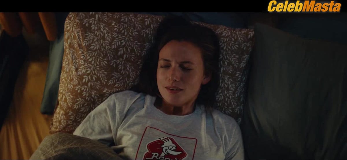 Gaite Jansen Reveals Sex Scene in Happy Ending