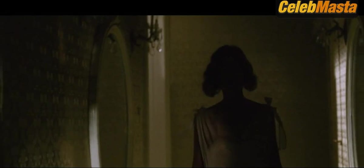 Rosamund Pike in The Man With The Iron Heart (2017)