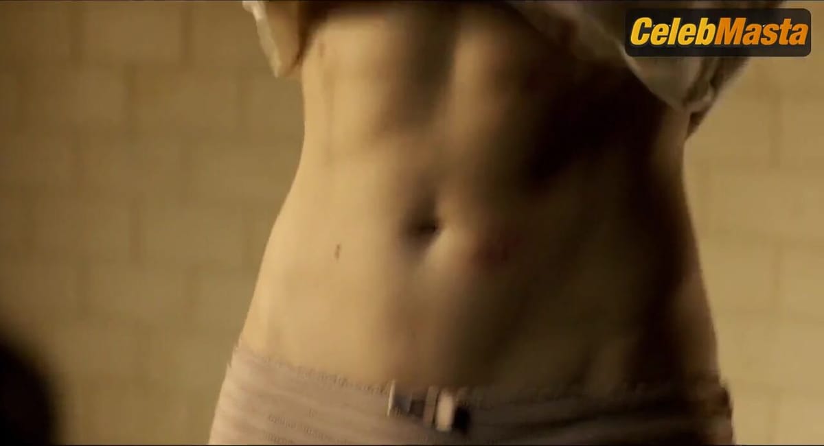 Kiele Sanchez's Underwear Scene in 30 Days of Night Dark Days