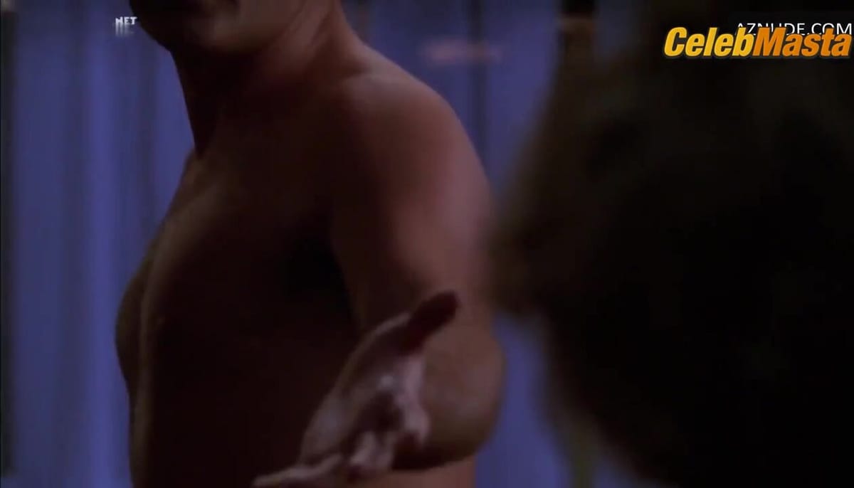 Kelly Carlson Lesbian Scene Showing Her Tits in Nip/tuck