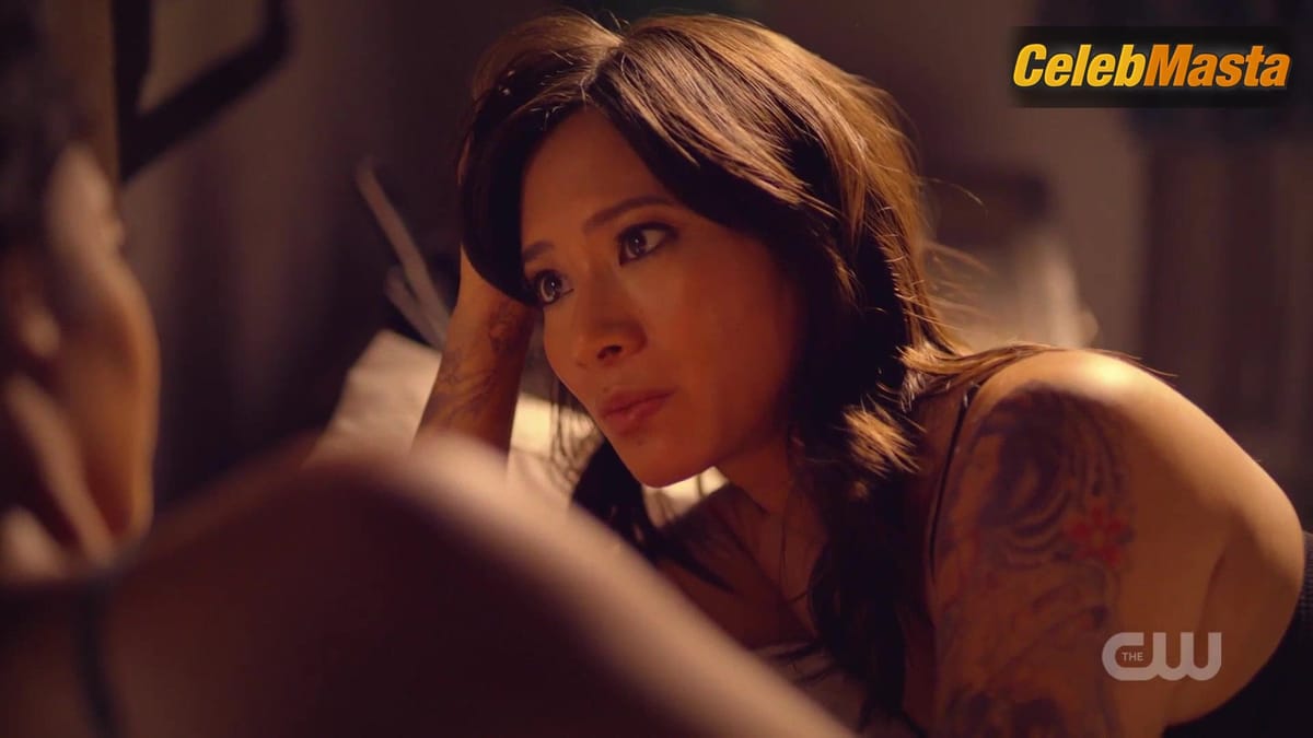 Nafessa Williams and Chantal Thuy Show Underwear in Lesbian Scene in Black Lightning
