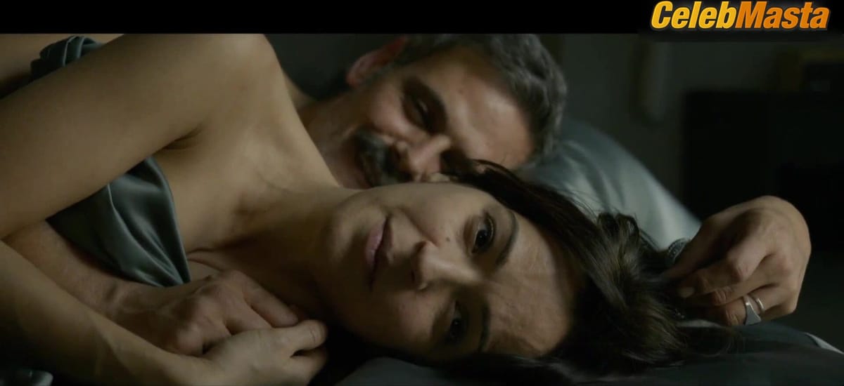 Marta Milans, Veronica Sanchez and Irene Arcos Bare Breasts in Lesbian Scene, El Embarcadero