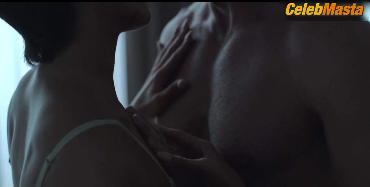 Esmeralda Pimentel Bares Booty, Thong Scene in Montecristo