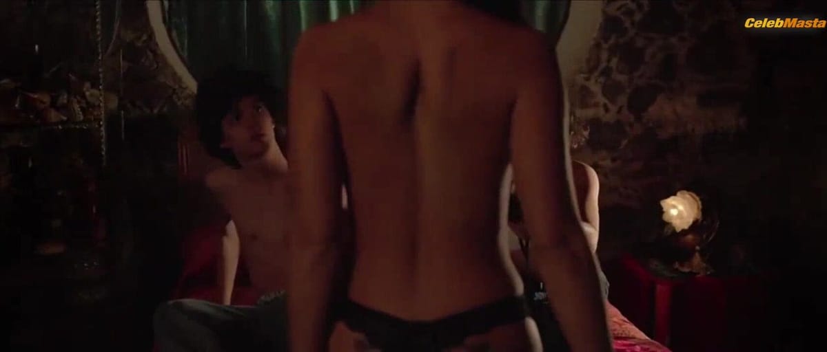 Erendira Ibarra's Boobs, Underwear Scene in La Vida Inmoral De La Pareja Ideal