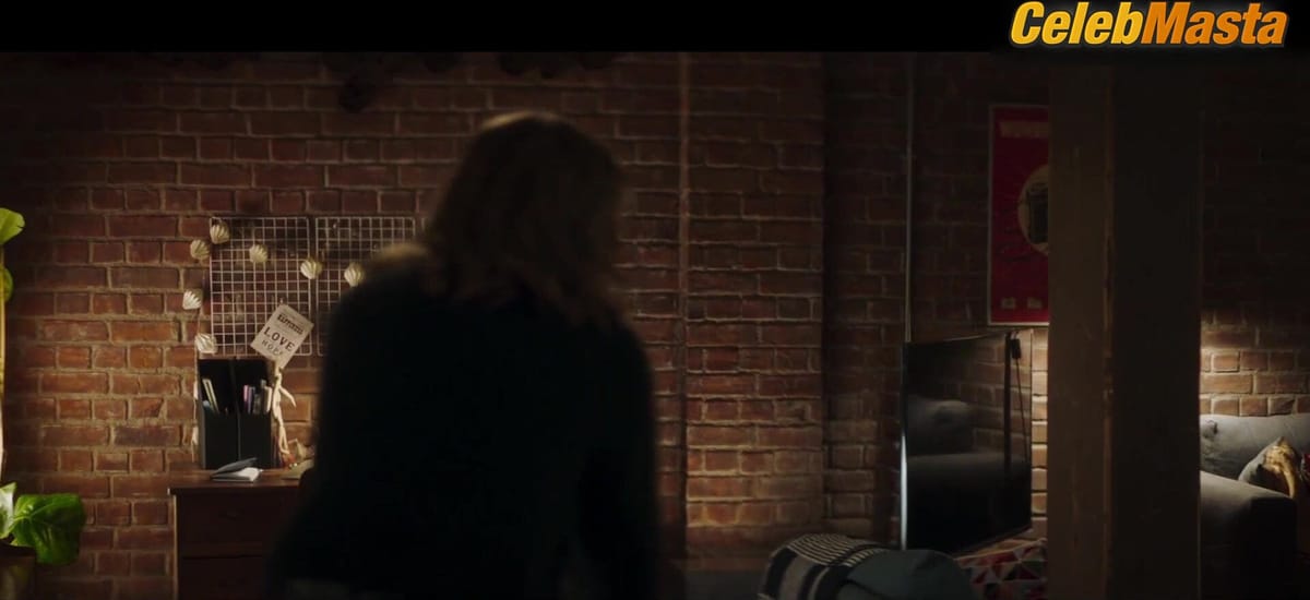 Maika Monroe's Sex Scene from Greta