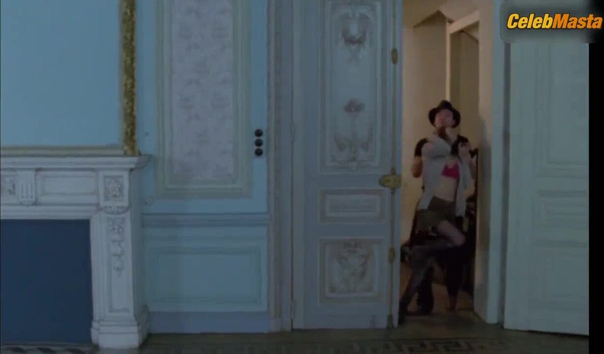 Marion Cotillard's Ass, Tits Scene in Chloe