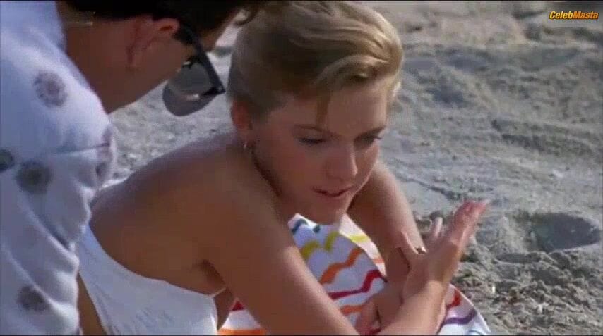 Courtney Thorne-Smith Ass, Tits Scene from Revenge Of The Nerds Ii