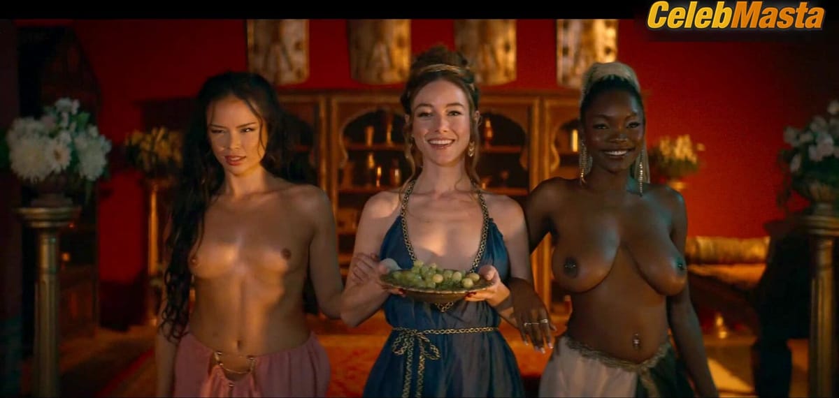 Charlotte Vega, Wanda Banda, Jade Coatsworth and Alexsandria Ralev Tits Scene from Utopia