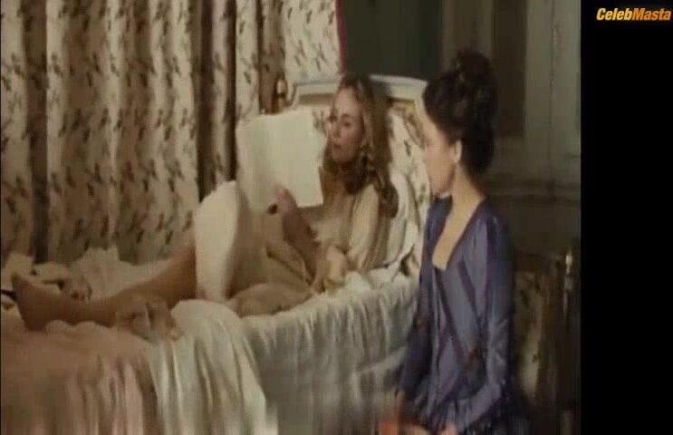 Virginie Ledoyen's Tits Scene from Les Sensuels