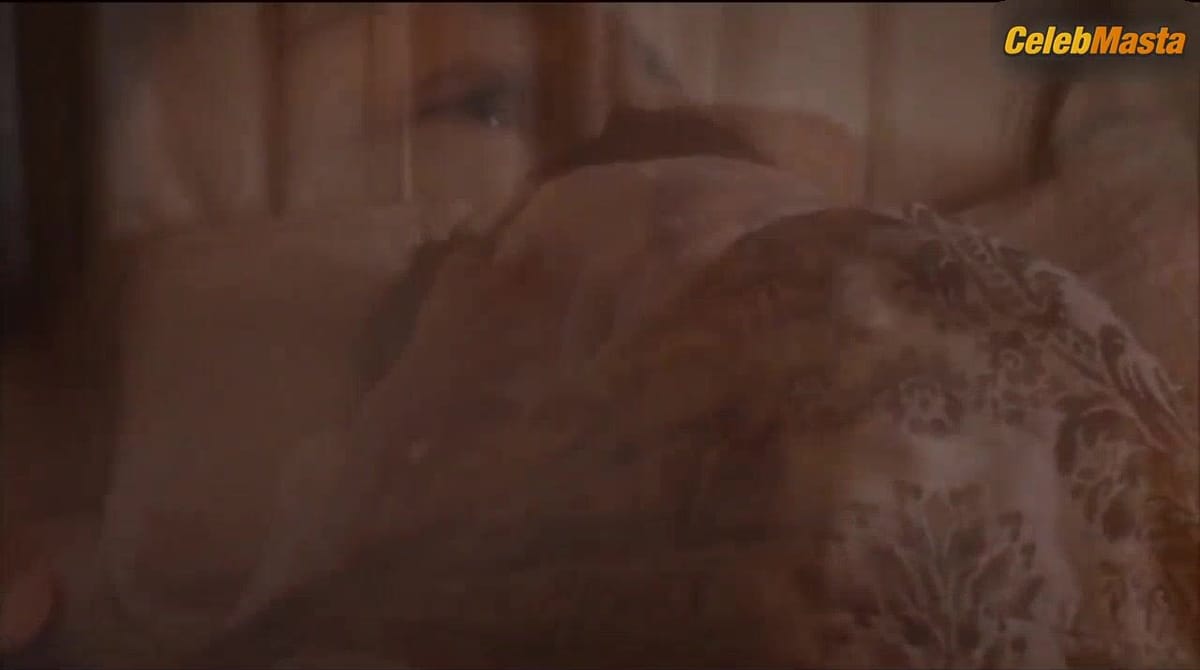 Sally Hawkins and Elaine Cassidy Lesbian Sex Scene from Fingersmith