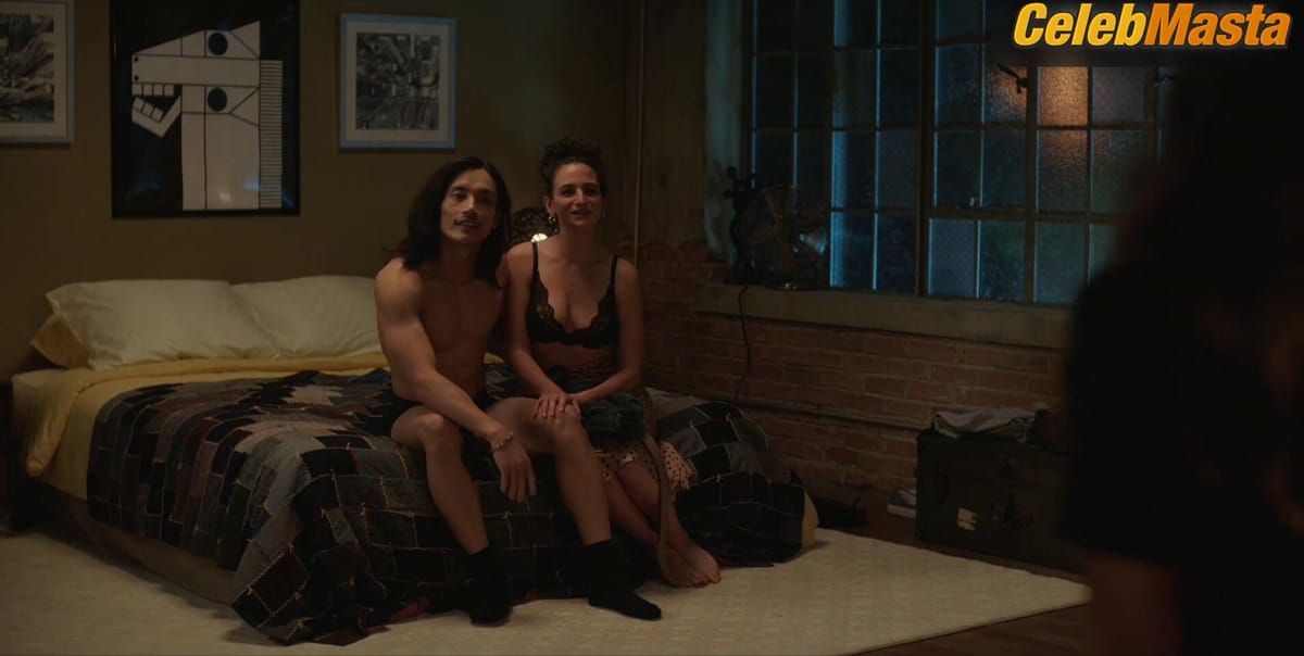Jenny Slate and Gina Rodriguez Show Underwear Scene in I Want You Back