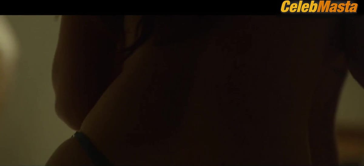 Julia Bersana's Booty, Boobs Scene in Hilom