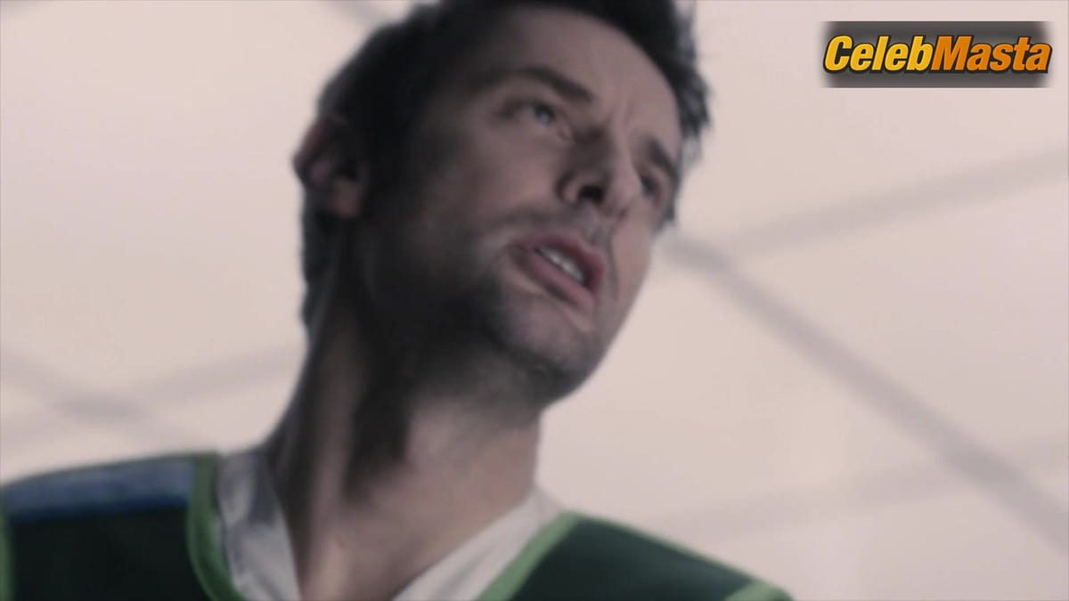 Jodie Comer's Tits Scene in Silent Witness