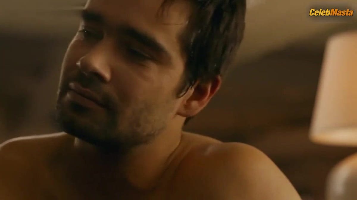 Anna Chipovskaya's Sexy Scene from Chistoe Iskusstvo