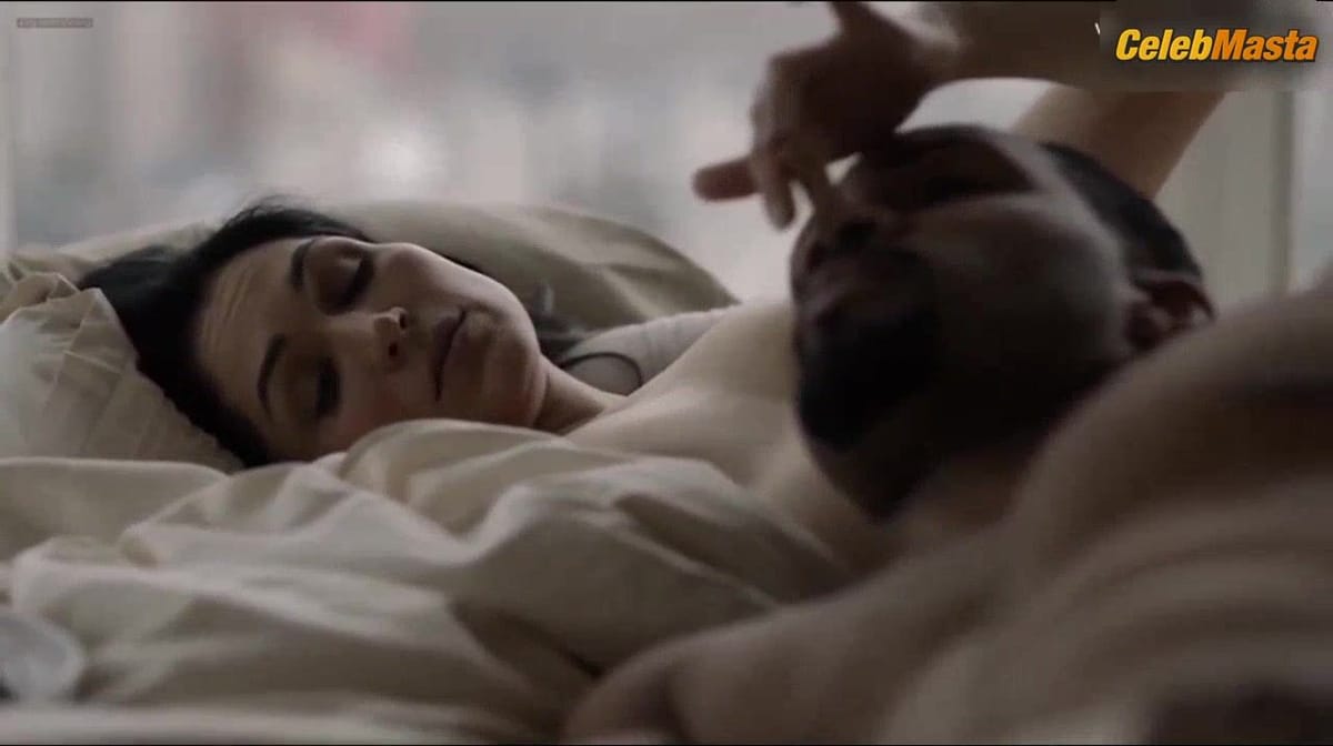 Lela Loren Looks Hot in Power Scene