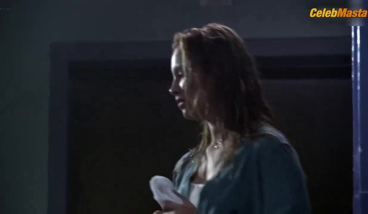Danielle Savre's Tits Scene from Boogeyman 2