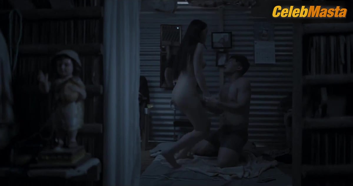Azi Acosta's Boobs Scene in Huwad