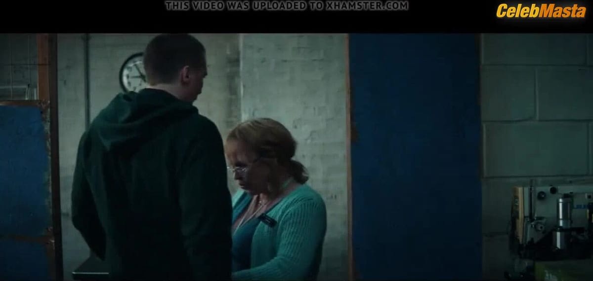 Patricia Arquette Shows Ass, Tits Scene in Escape at Dannemora