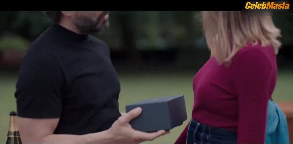 Irene Azuela Booty, Boobs Scene in Thursday's Widows