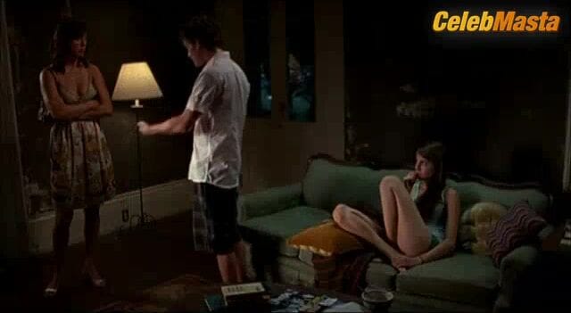Eva Amurri Martino Alluring Scene in Middle Of Nowhere