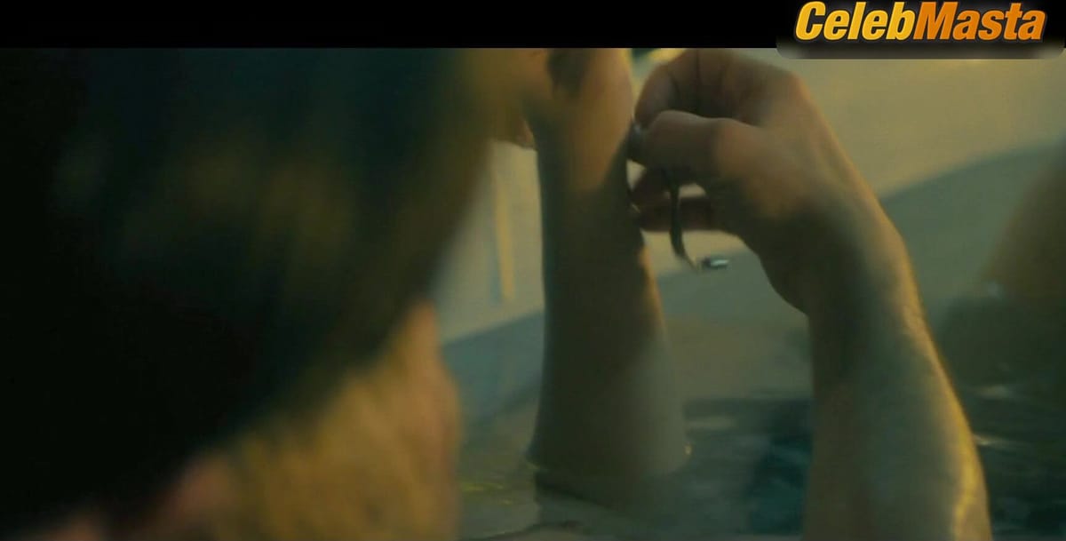 Paula Beer Flaunts Tits Scene in Stella. A Life.