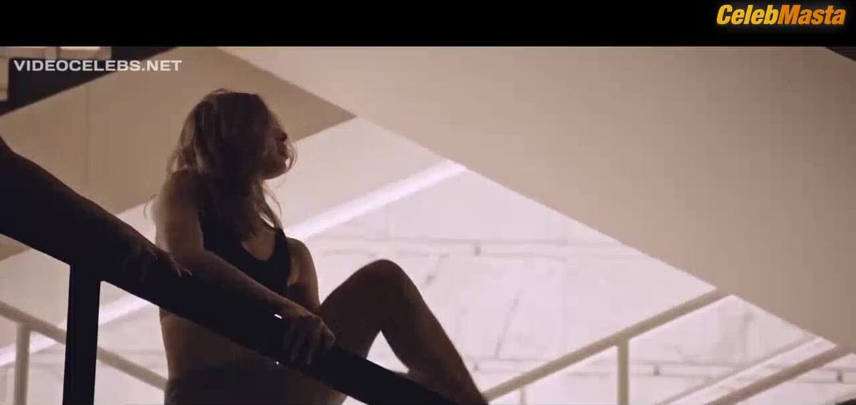 Elena Sofia Ricci Shows Booty, Boobs in Loro Scene