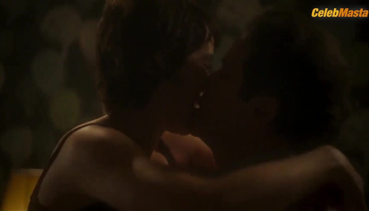 Bruna Marquezine Ass, Tits Scene in Nada Sera Como Antes