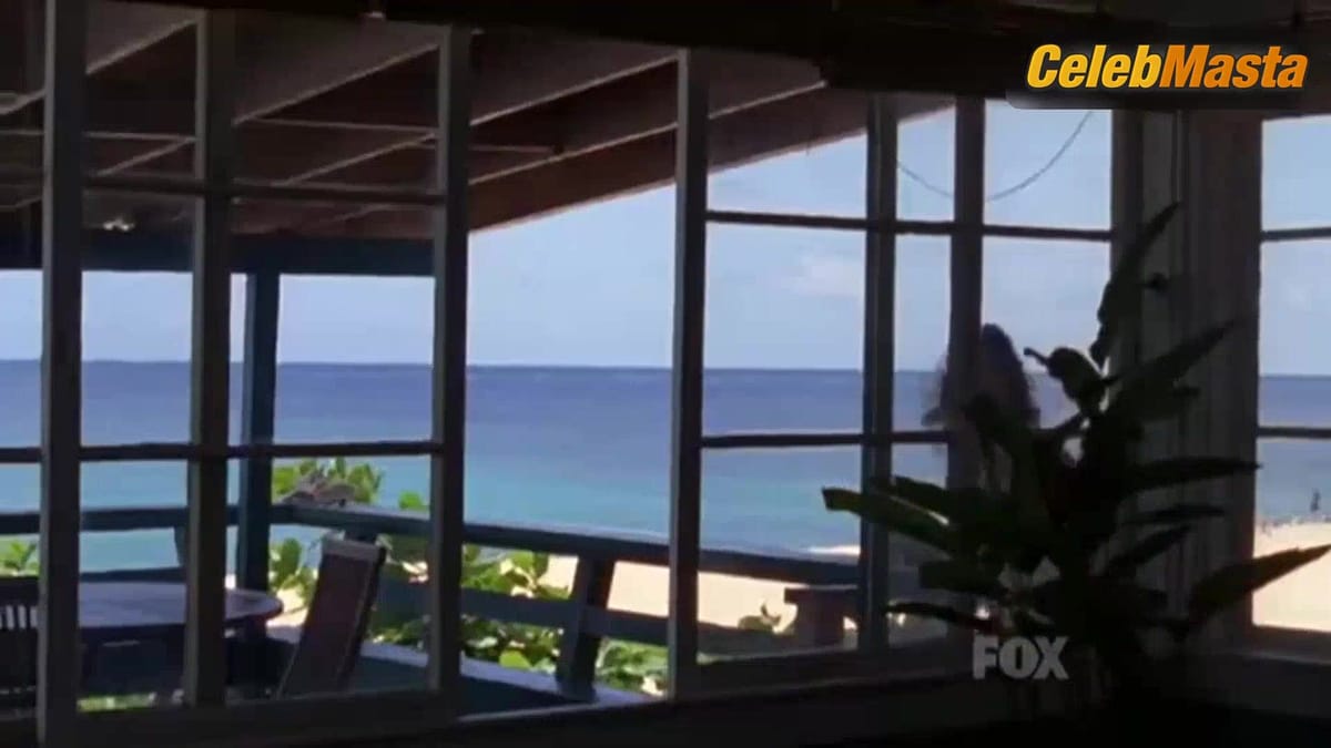 Amanda Righetti's Sex Scene from North Shore