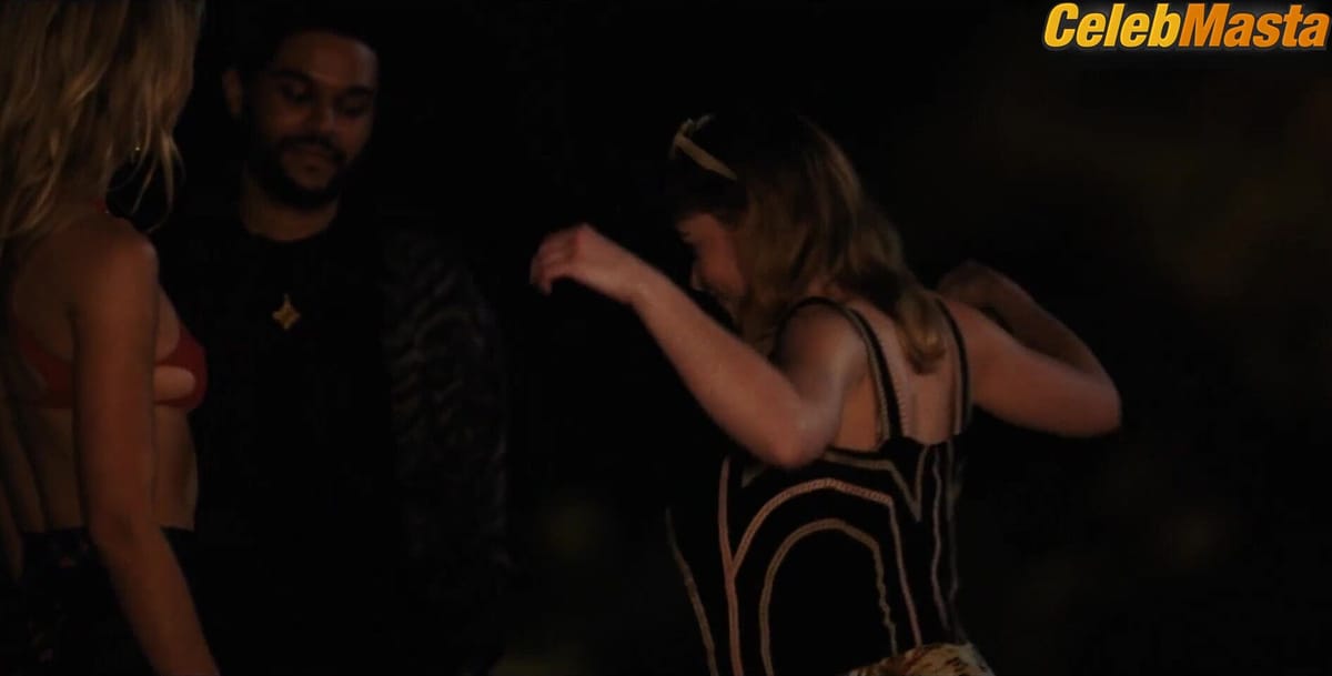 Suzanna Son Bares Butt, Breasts Scene in The Idol
