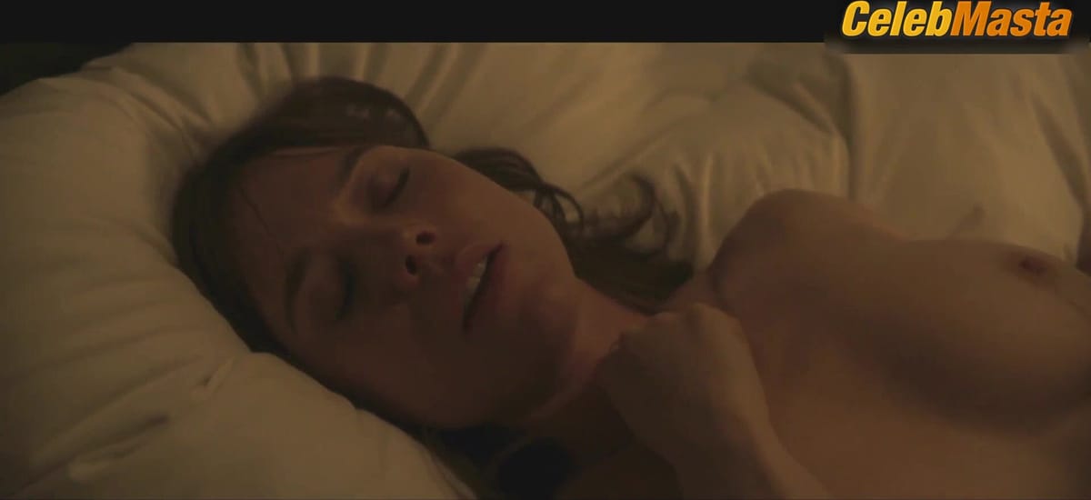 Hedda Stiernstedt and Josefin Asplund Lesbian Boobs Scene in Nova & Alice
