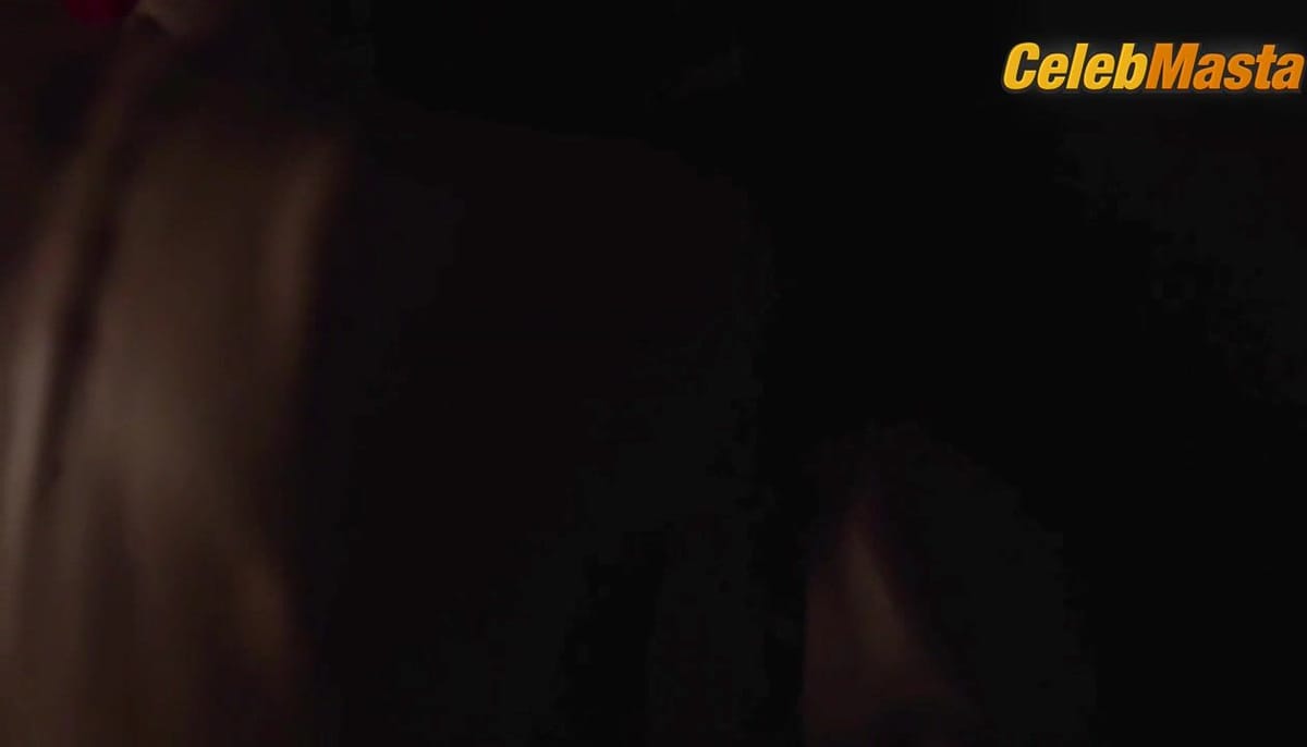 Laura Dern's Boobs, Ass Scene in Twin Peaks