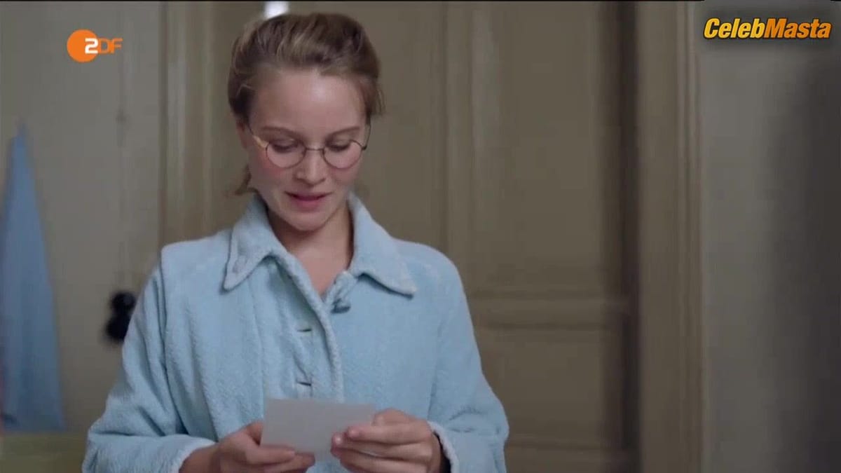 Sonja Gerhardt Tits Scene from Ku'damm 56