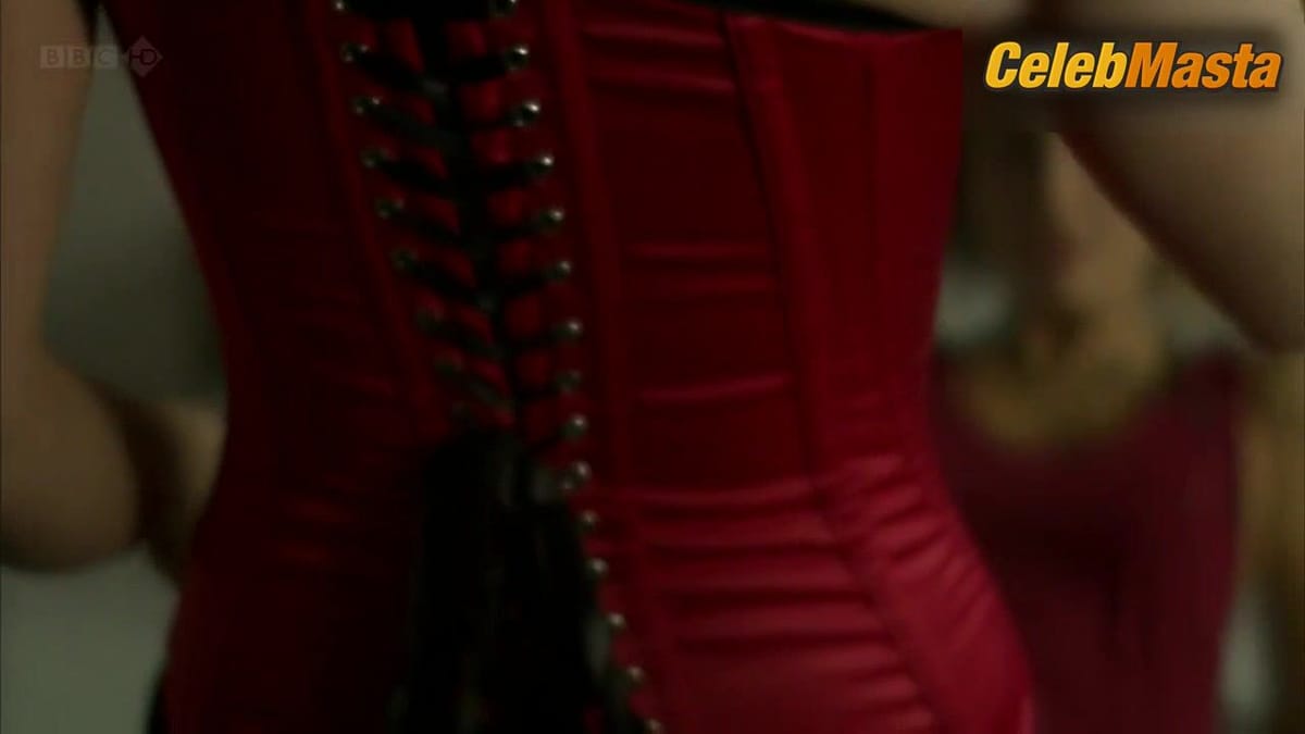 Laura Fraser and Ruta Gedmintas's Lesbian, Underwear Scene, Lip Service