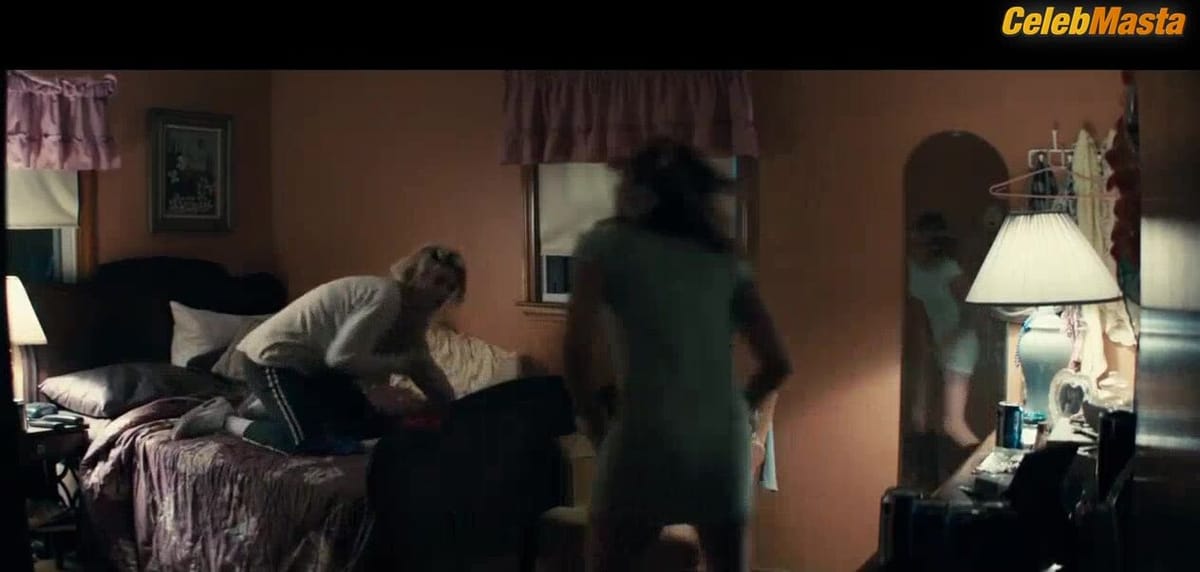 Sienna Miller's Sex Scene in American Woman