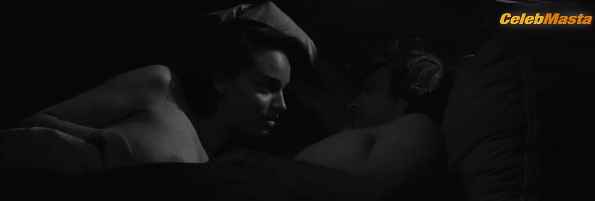 Souheila Yacoub's Ass, Tits Scene from The Salt Of Tears