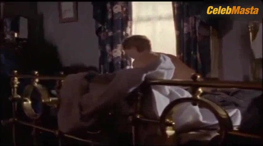 Essie Davis Tits Scene from Halifax F.p