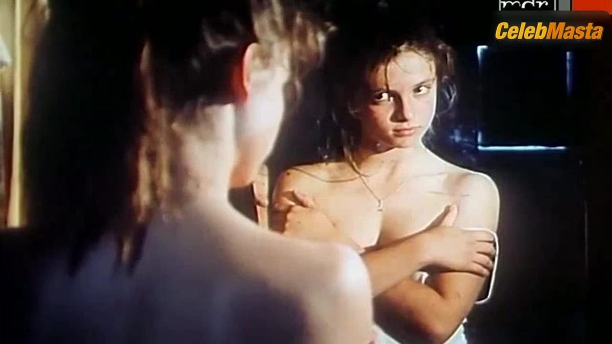 Julia Brendler Ass, Boobs Scene in Verbotene Liebe