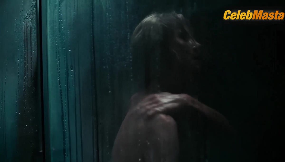 Linda Lapinsh Tits Scene from Kholod
